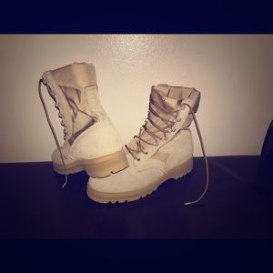 Wellco Jungle -style Military Desert Boots